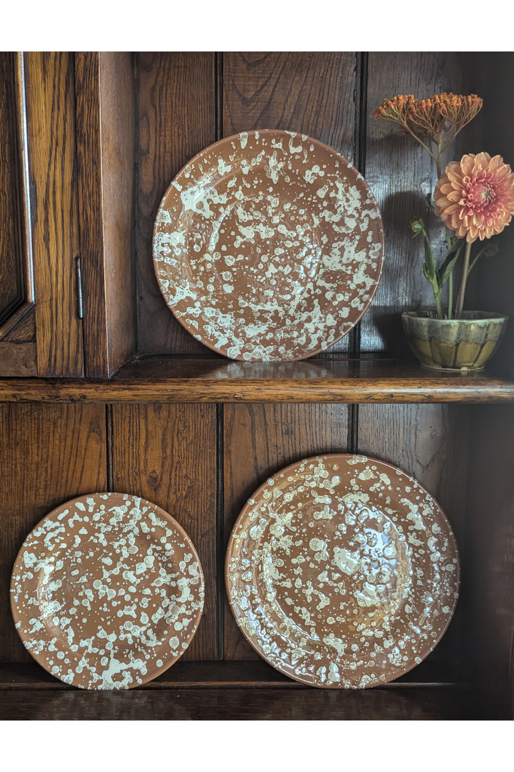 Set di Piatti in Ceramica Schizzata Almanac, marrone/bianco