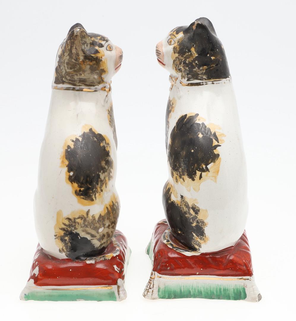 A pair of Staffordshire ceramic cats, circa 1860